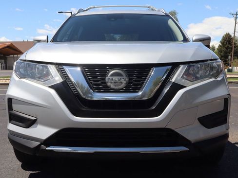 Used 2020 Nissan Rogue SV w/ Premium Package AWD/4WD image 13