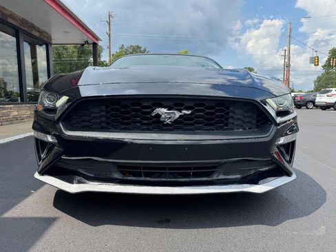 Used 2020 Ford Mustang Premium image 9