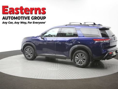 Used 2023 Nissan Pathfinder SV w/ SV Premium Package AWD/4WD image 64