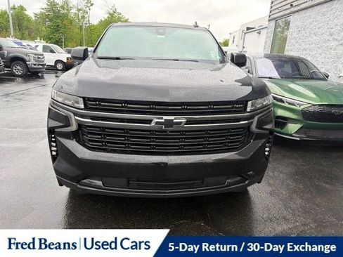 Used 2021 Chevrolet Suburban RST w/ Luxury Package AWD/4WD image 1