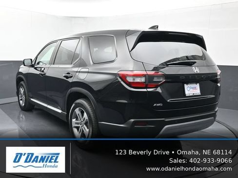 Used 2025 Honda Pilot EX-L image 4