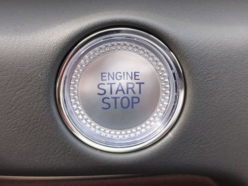 Certified 2025 Genesis GV80 3.5T Prestige AWD/4WD image 27