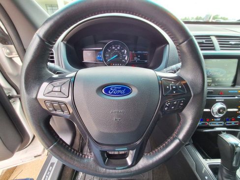 Used 2016 Ford Explorer Sport w/ Equipment Group 401A image 12