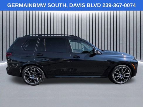 Used 2025 BMW X7 M60i AWD/4WD image 4