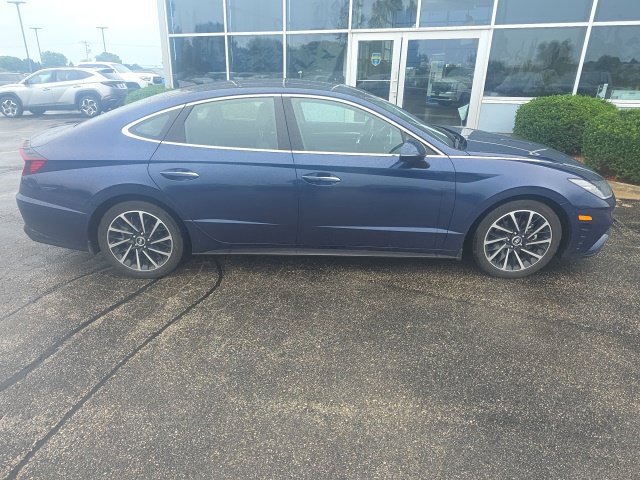 Used 2021 Hyundai Sonata Limited w/ Winter Weather Package FWD image 10