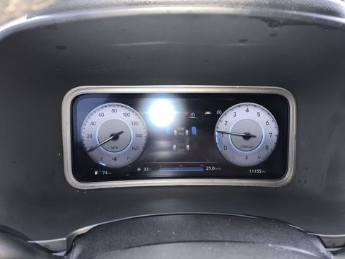 Used 2023 Hyundai Kona Limited AWD/4WD image 15