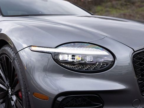 Used 2025 Bentley Continental GT Speed image 15