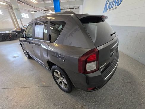 Used 2016 Jeep Compass High Altitude AWD/4WD image 4