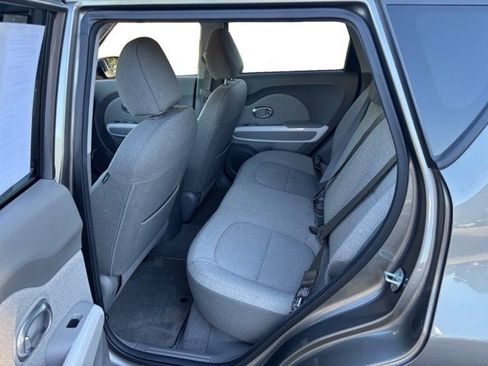 Used 2017 Kia Soul EV image 12
