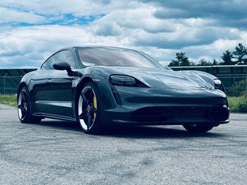 Used 2020 Porsche Taycan Turbo S AWD/4WD image 7