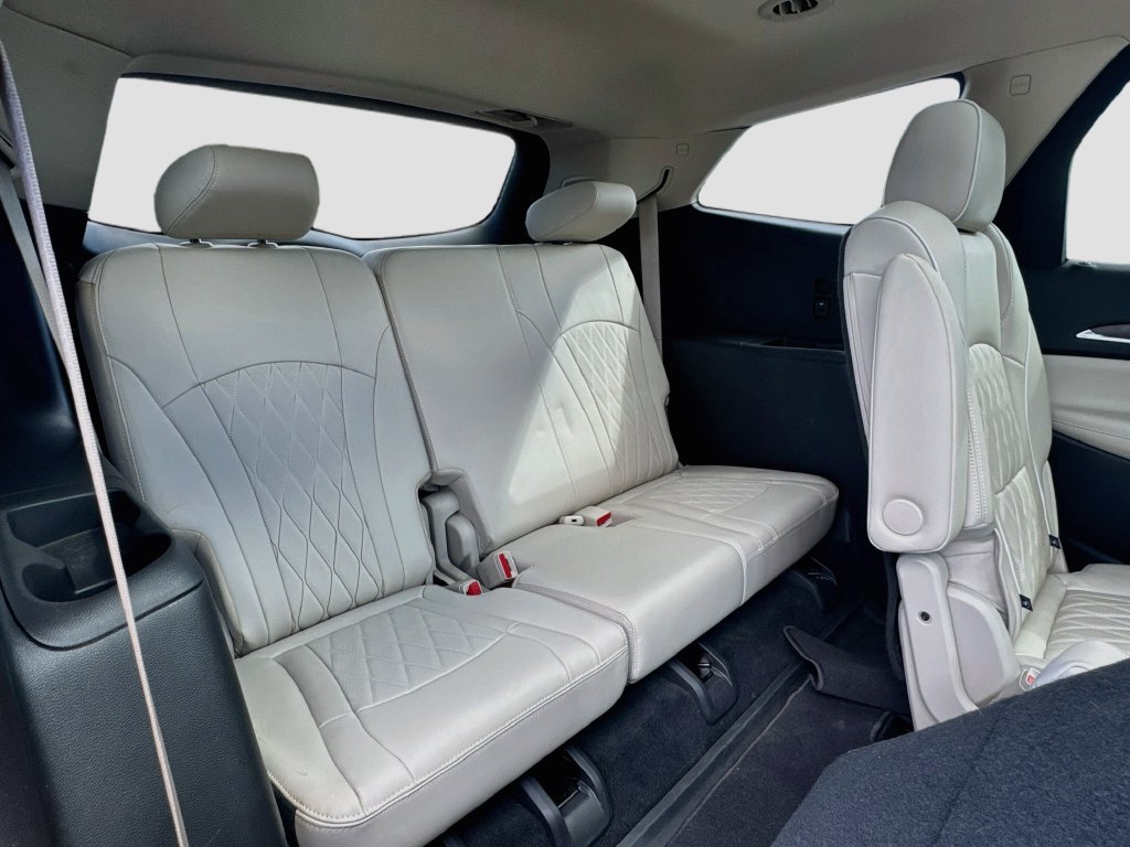 Used 2023 Buick Enclave Avenir w/ Trailering Package, 5000 lbs. AWD/4WD image 26