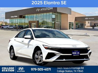 Used 2025 Hyundai Elantra SE w/ Cargo Package