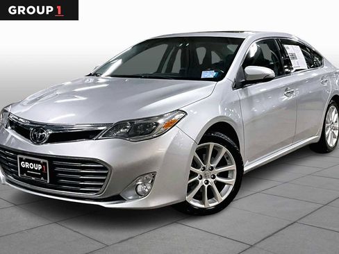 Used 2013 Toyota Avalon Limited image 1