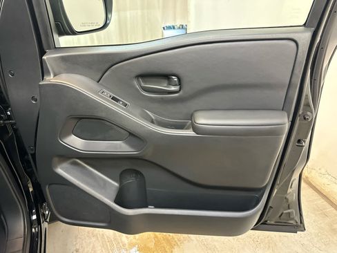Certified 2026 Nissan Frontier SV w/ All-Weather Content Package AWD/4WD image 20