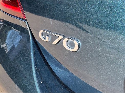 Used 2025 Genesis G70 2.5T image 7