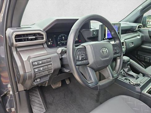 Used 2025 Toyota Tacoma SR5 AWD/4WD image 10