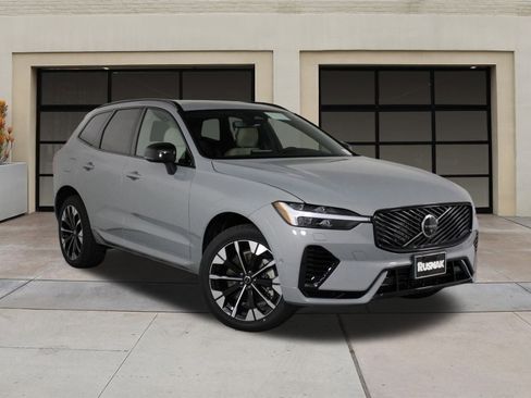 New 2026 Volvo XC60 T8 Plus w/ Protection Package Premier image 19