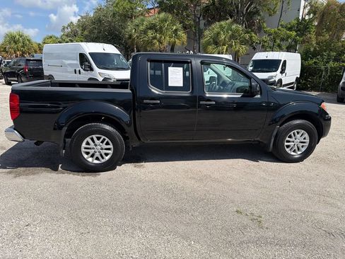 Used 2019 Nissan Frontier SV AWD/4WD image 10