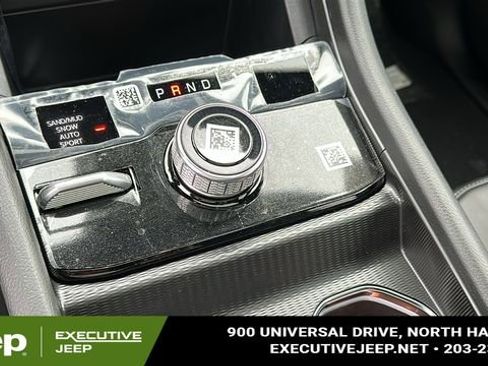 New 2026 Jeep Grand Cherokee Limited w/ Limited Altitude Package image 19