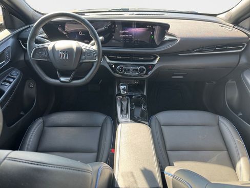 Used 2025 Buick Envista Sport Touring w/ Convenience I Package image 15