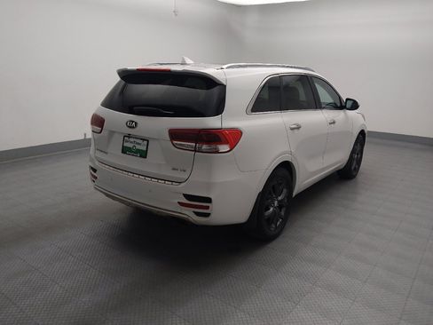 Used 2017 Kia Sorento SX FWD image 9