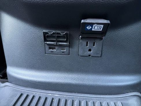 Used 2024 Toyota Sequoia Capstone image 27