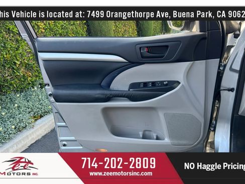 Used 2015 Toyota Highlander Plus FWD image 41