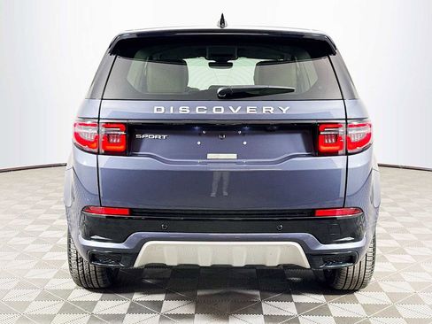 Used 2025 Land Rover Discovery Sport S image 6