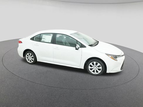 New 2026 Toyota Corolla LE image 12