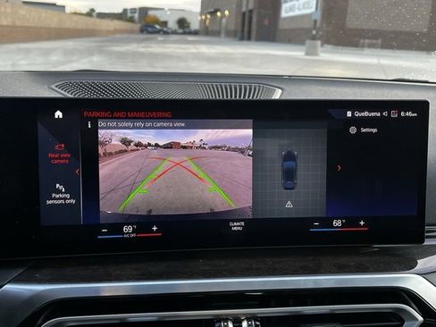 Used 2023 BMW i4 eDrive40 w/ Premium Package image 22