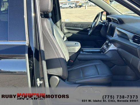 Used 2023 GMC Yukon Denali image 30