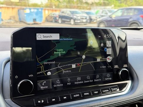 Used 2023 Nissan Rogue SL w/ SL Premium Package image 16