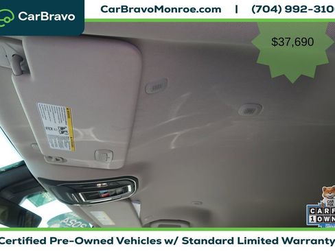 Used 2024 Jeep Wagoneer L Series II RWD image 13