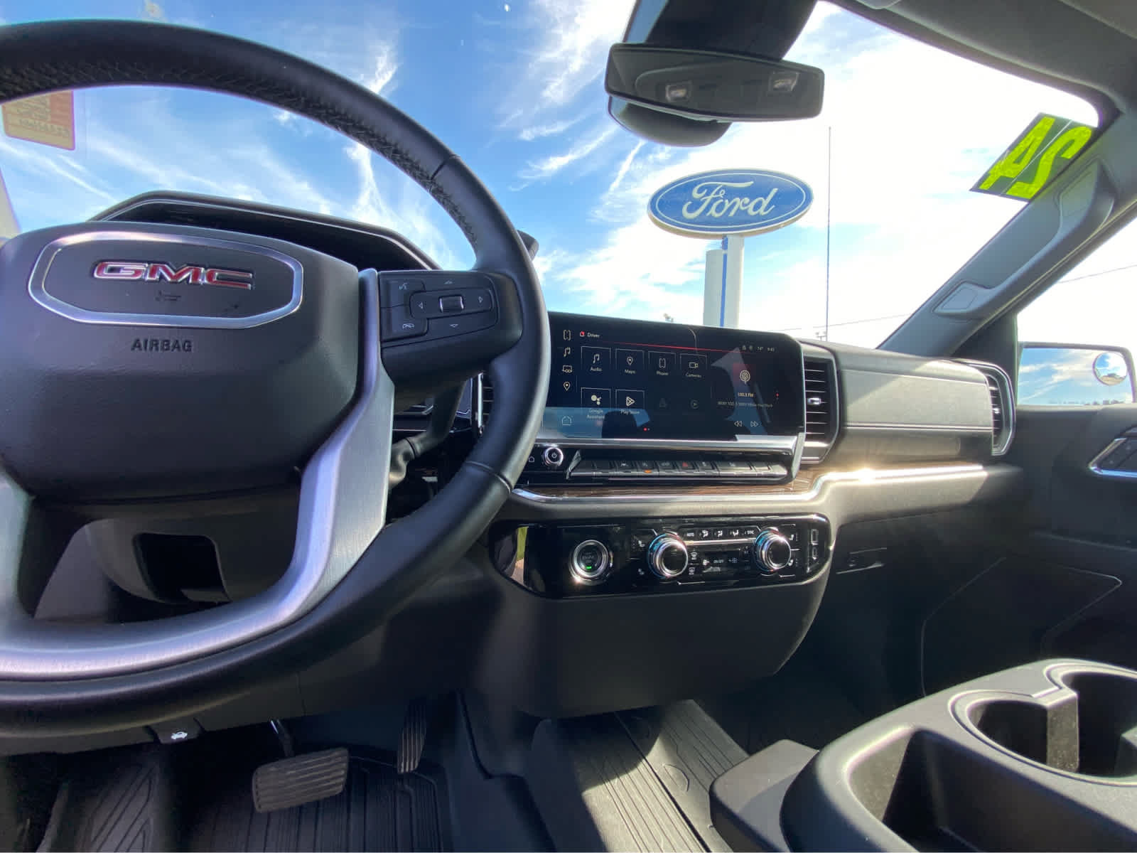 Used 2024 GMC Sierra 1500 Elevation AWD/4WD image 18
