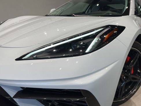 Used 2024 Chevrolet Corvette Stingray Premium Cpe w/ Battery Protection Package image 22