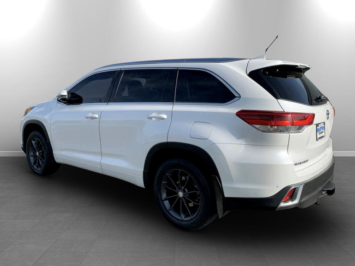 Used 2019 Toyota Highlander Limited AWD/4WD image 5