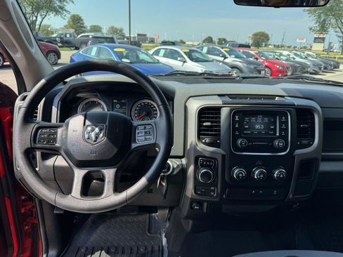 Used 2019 RAM 1500 Tradesman AWD/4WD image 3
