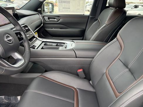 New 2026 Nissan Armada SL image 7
