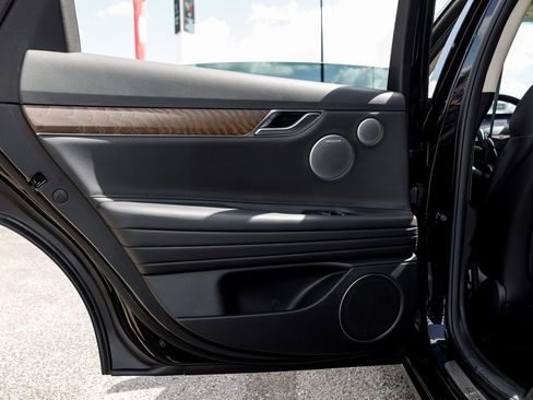 Used 2025 Genesis G80 2.5T Advanced image 30