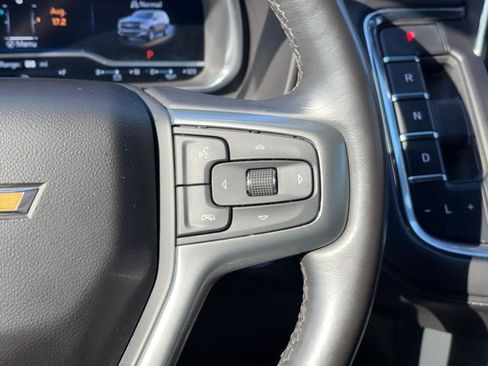 Used 2023 Chevrolet Suburban LT RWD image 13