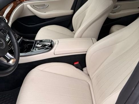 Used 2018 Mercedes-Benz E 300 image 10