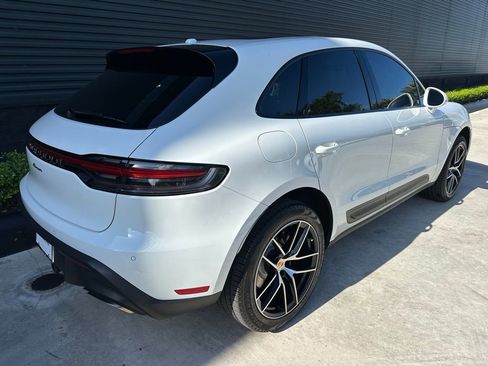 Certified 2023 Porsche Macan AWD/4WD image 9
