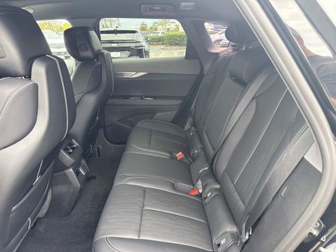 New 2026 Cadillac Optiq Luxury 2 image 15