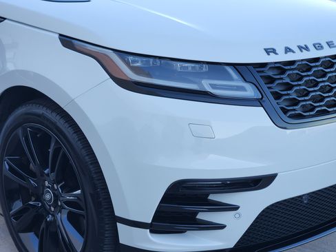 Certified 2023 Land Rover Range Rover Velar R-Dynamic S image 8