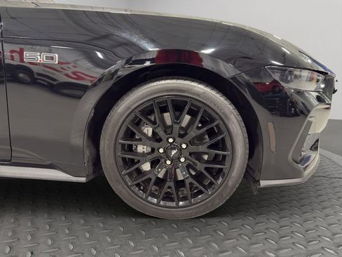 Used 2025 Ford Mustang GT Premium image 14