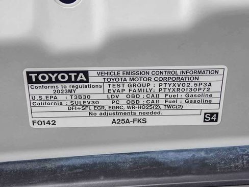 Used 2023 Toyota Camry SE image 25