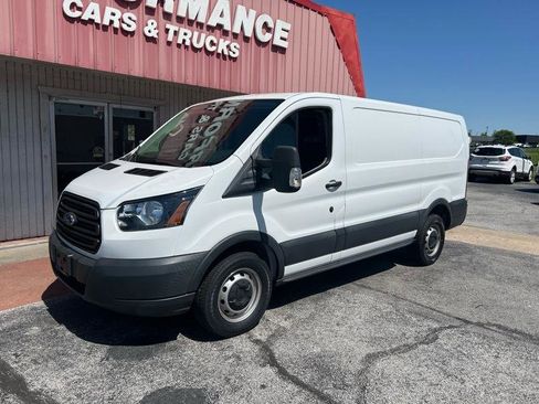 Used 2018 Ford Transit 150 130 Low Roof RWD image 15