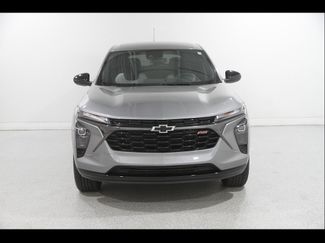 Used 2024 Chevrolet Trax RS w/ Driver Confidence Package FWD video 2