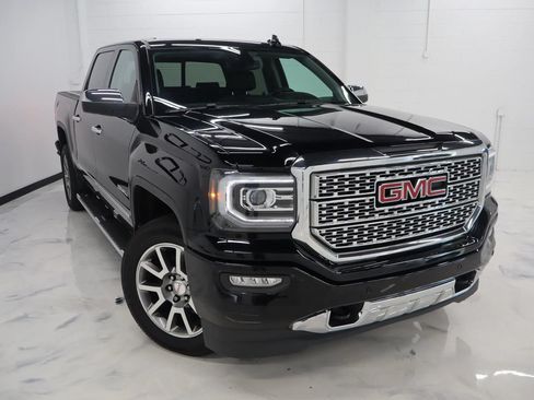 Used 2016 GMC Sierra 1500 Denali w/ Enhanced Driver Alert Package AWD/4WD image 2
