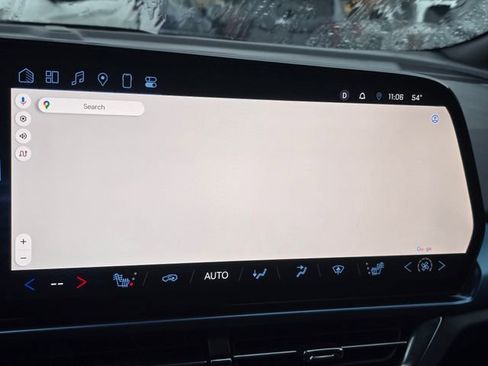 Certified 2025 Chevrolet Equinox EV LT w/ Convenience Package image 38